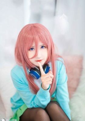 一边吃奶一边添下面_DVD日韩免费观看