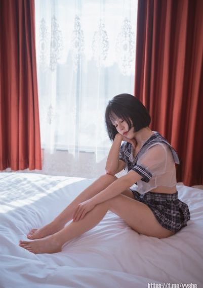 欧美时尚卫衣女_高清免费播放